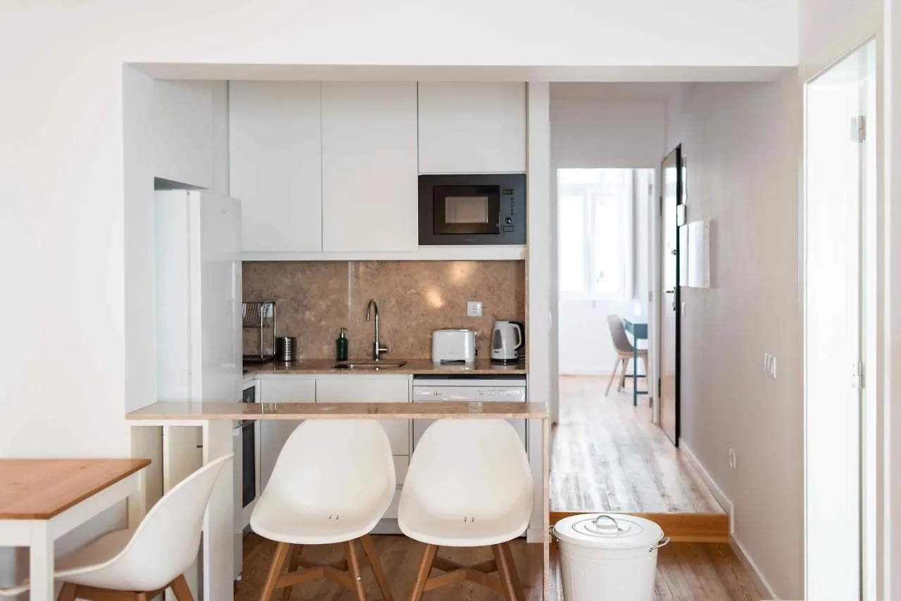 Amaro - Elegant 2 Bedroom Apartment In Alcantara Lisboa